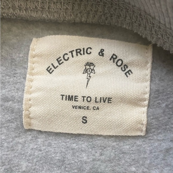 Electric & Rose Women’s 'Neil' Pullover Crewneck Sweatshirt Heather Grey Small - Picture 3 of 6